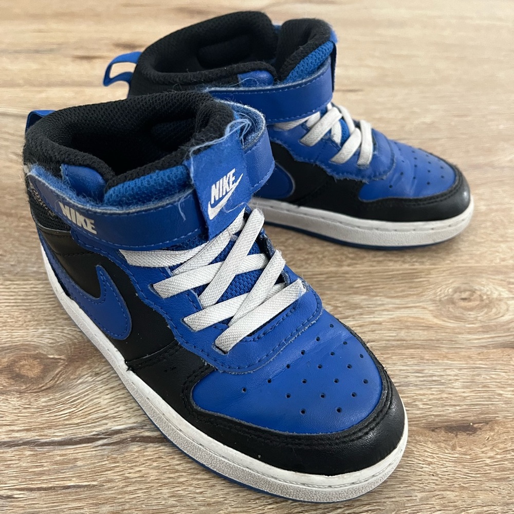 Nike shoes